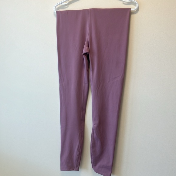 Lulu Lemon Align Leggings - Picture 2 of 2